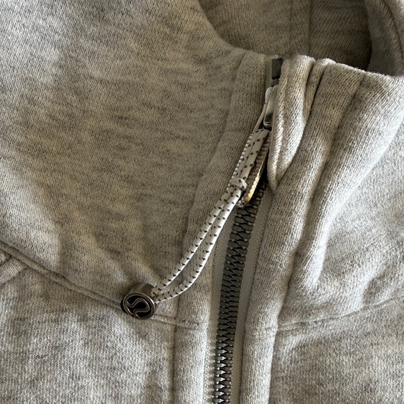 lululemon cropped scuba / heather gray / M/L - Picture 2 of 9